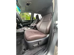 Toyota Hilux SW4