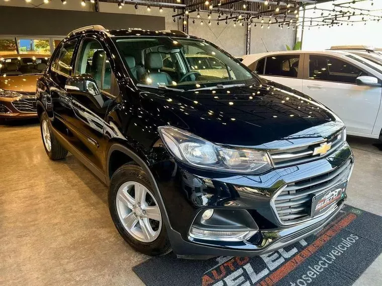 Chevrolet Tracker Preto 4