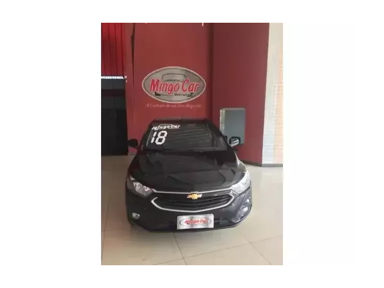 Chevrolet Onix Preto 4