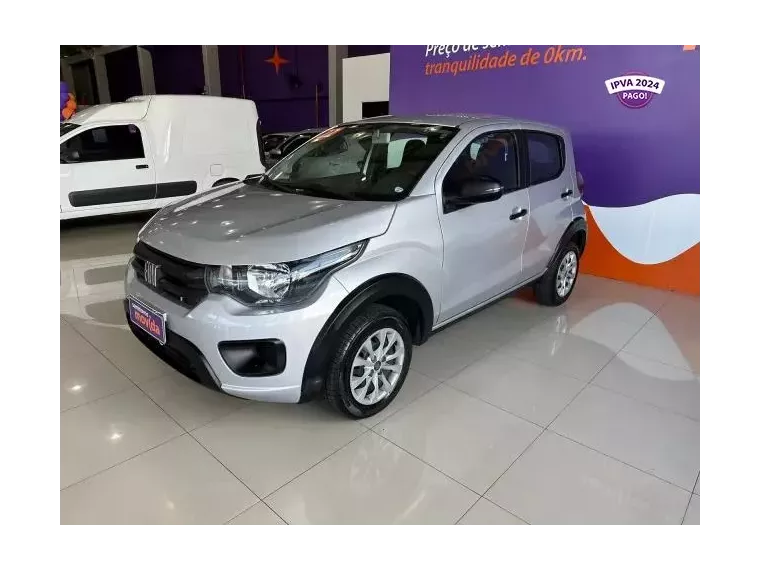 Fiat Mobi Prata 4