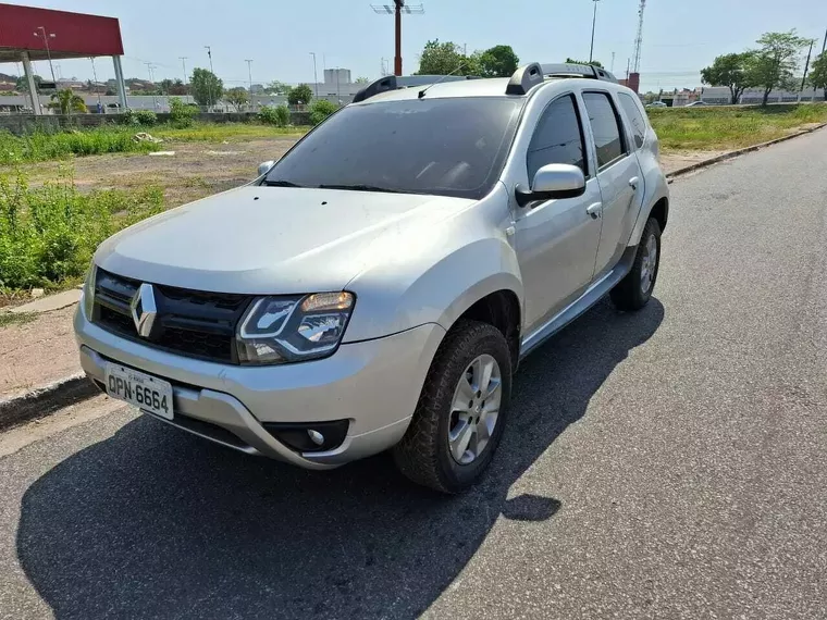 Renault Duster Prata 1