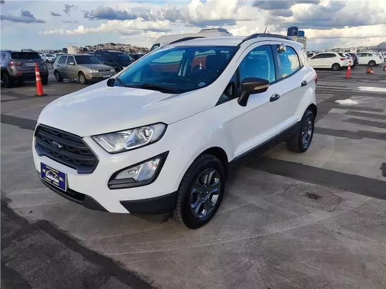 Ford Ecosport Branco 2