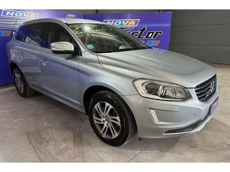 Volvo XC60 Prata 6