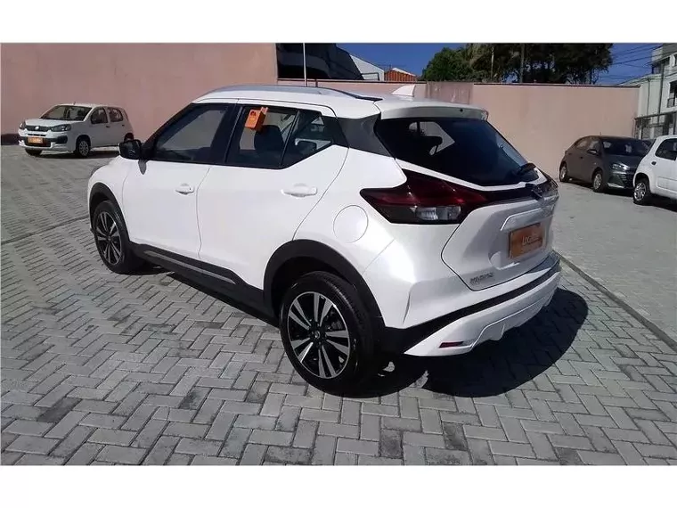 Nissan Kicks Branco 3