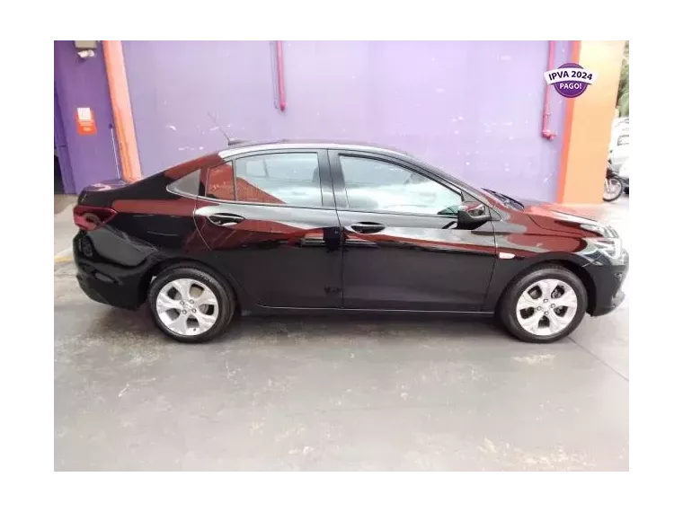 Chevrolet Onix Preto 2