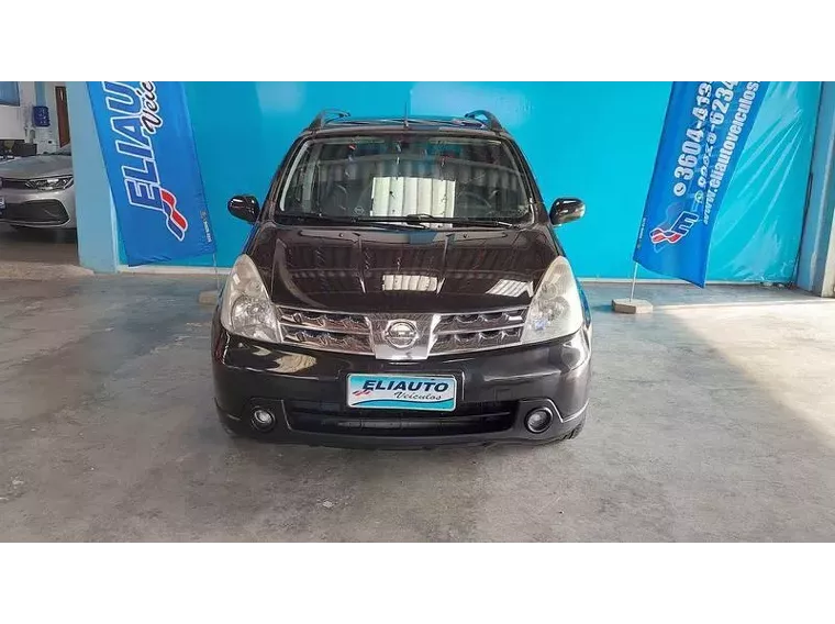 Nissan Livina Preto 4