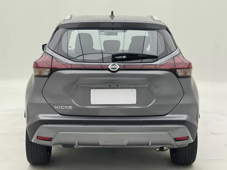 Nissan Kicks Cinza 7