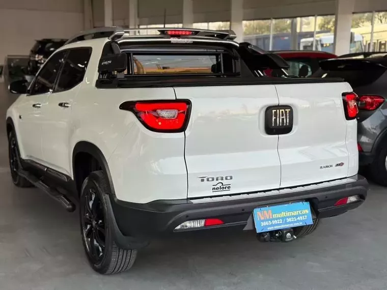 Fiat Toro Branco 6