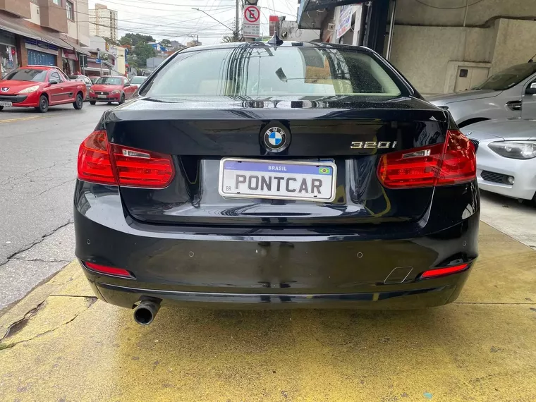 BMW 320i Preto 3