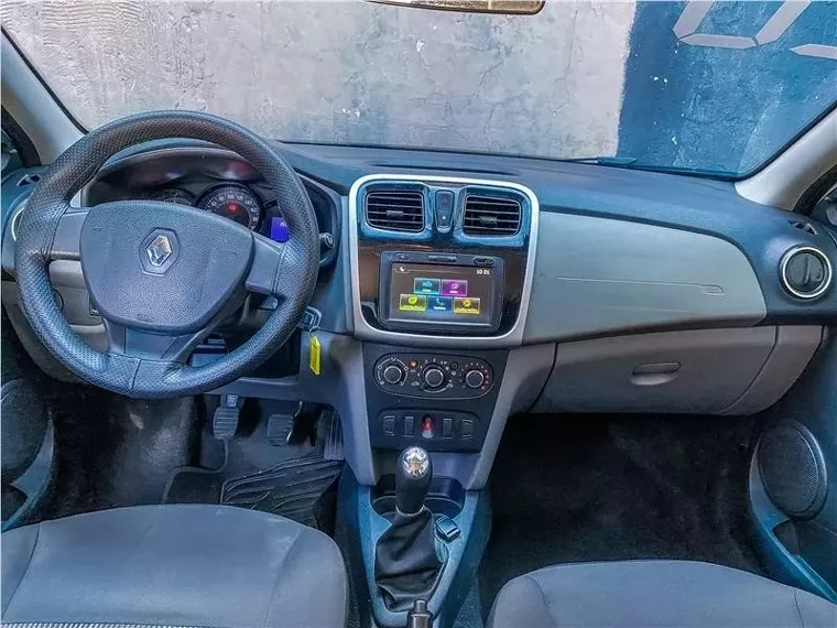 Renault Logan Branco 5