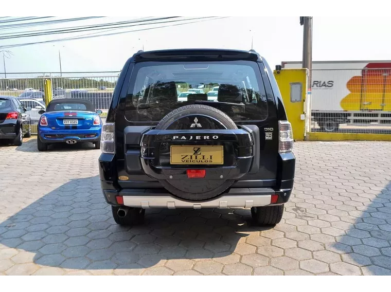 Mitsubishi Pajero Full Preto 5