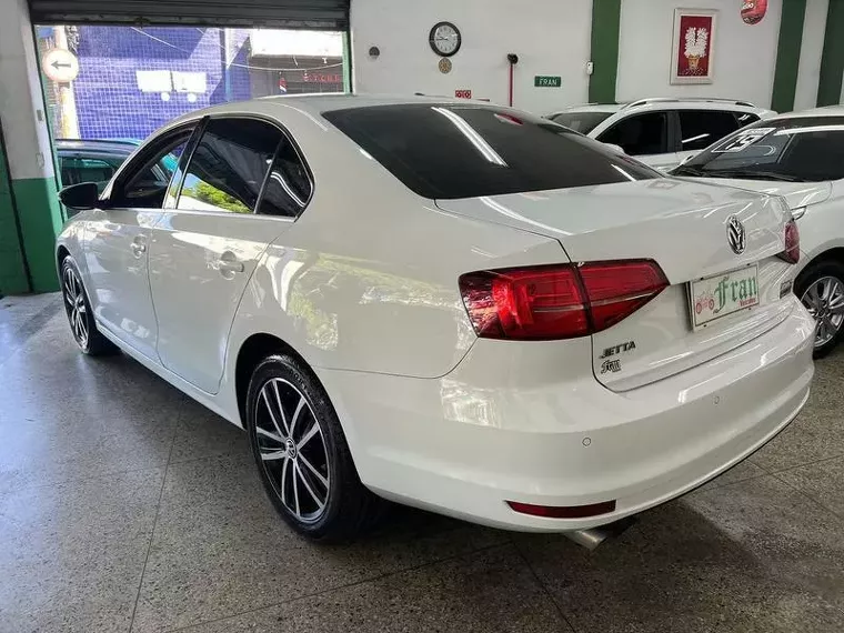 Volkswagen Jetta Branco 11