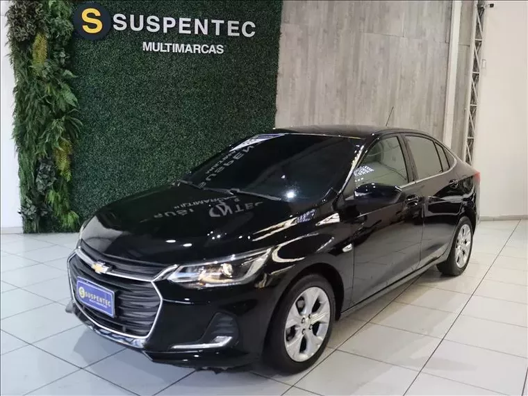 Chevrolet Onix Preto 1