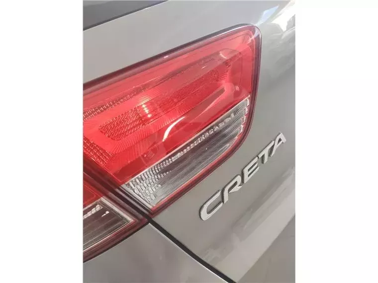 Hyundai Creta Prata 12