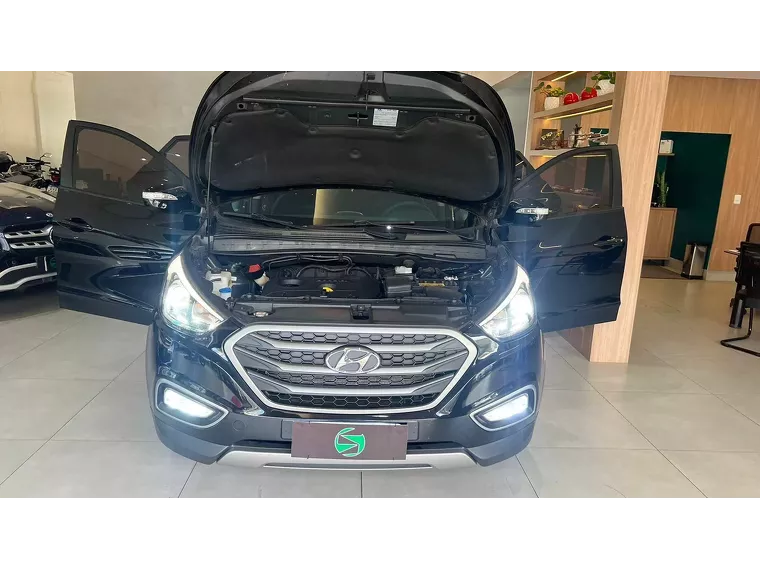 Hyundai IX35 Preto 14