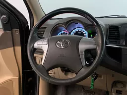 Toyota Hilux SW4