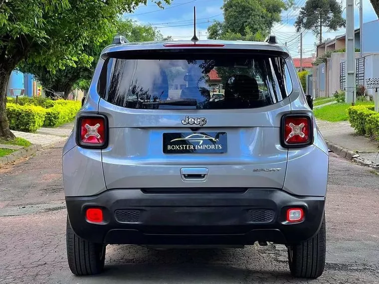 Jeep Renegade Prata 12