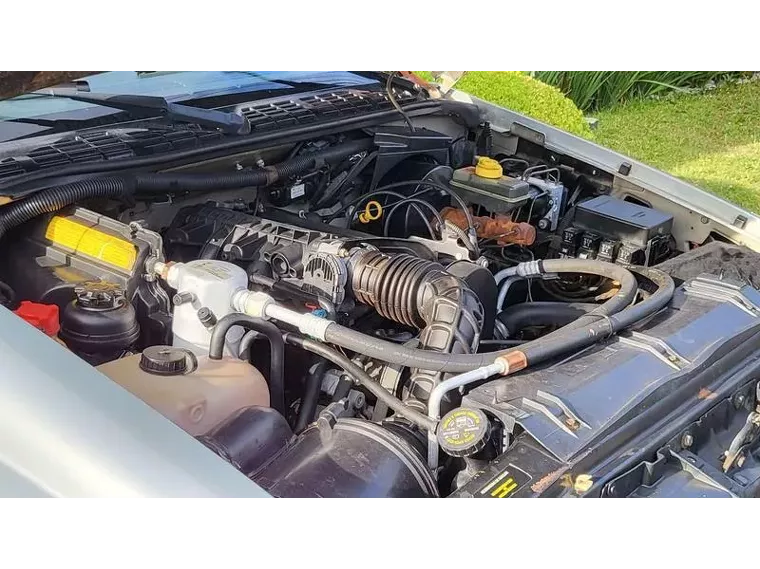Chevrolet S10 Prata 18