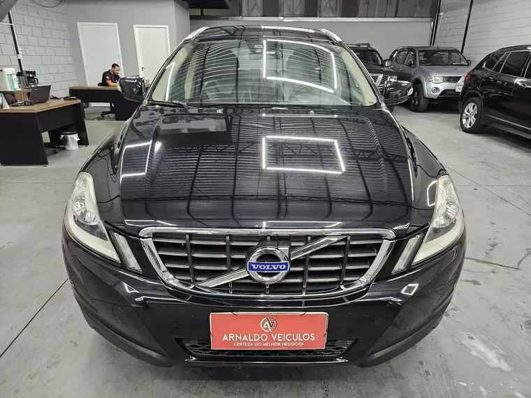 Volvo XC60 Preto 1