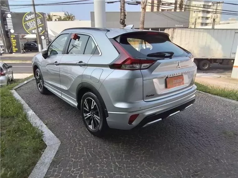 Mitsubishi Eclipse Cross Prata 8