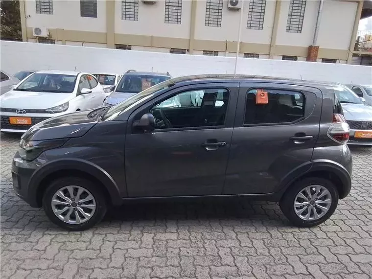 Fiat Mobi Prata 1