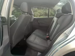 Volkswagen Polo Sedan