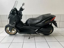 Xmax