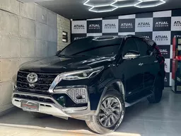 Toyota Hilux SW4
