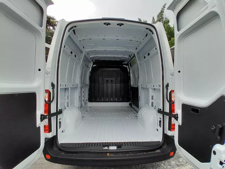 Renault Master Branco 18