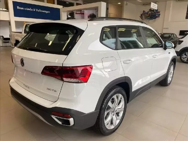 Volkswagen Taos Branco 6