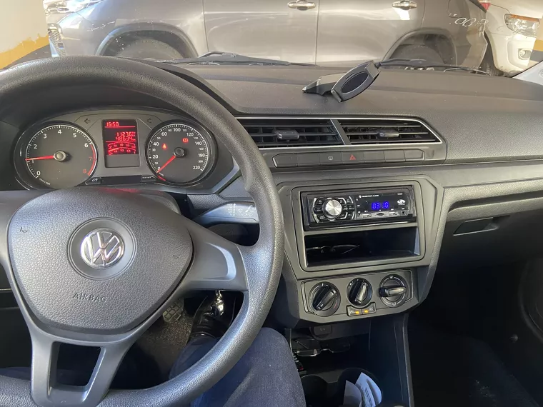 Volkswagen Gol Cinza 7