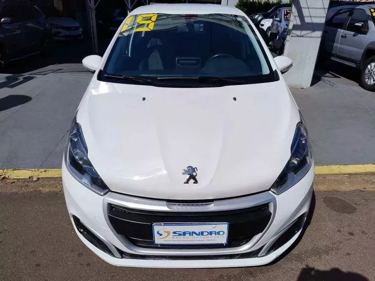 Peugeot 208 Branco 1