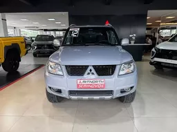 Mitsubishi Pajero TR4