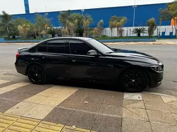BMW 328i