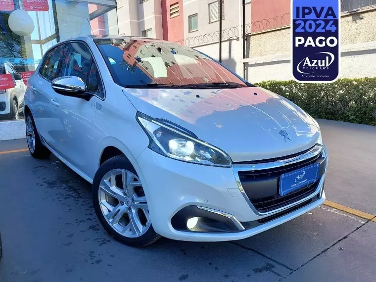 Peugeot 208 Branco 8