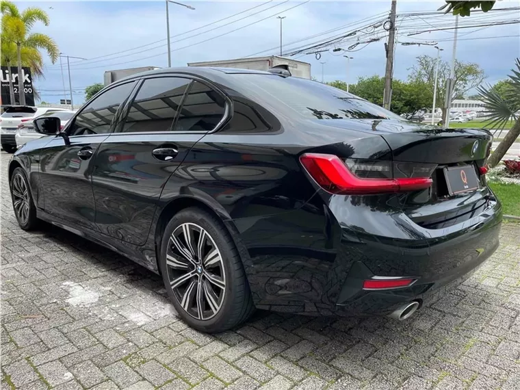 BMW 320i Preto 6