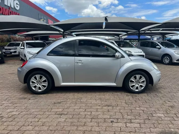 Volkswagen New Beetle Prata 9