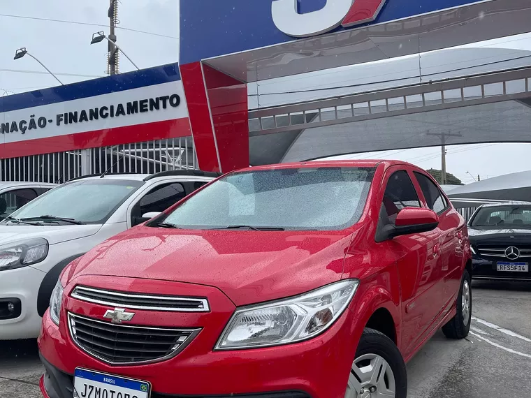 Chevrolet Onix Vermelho 9