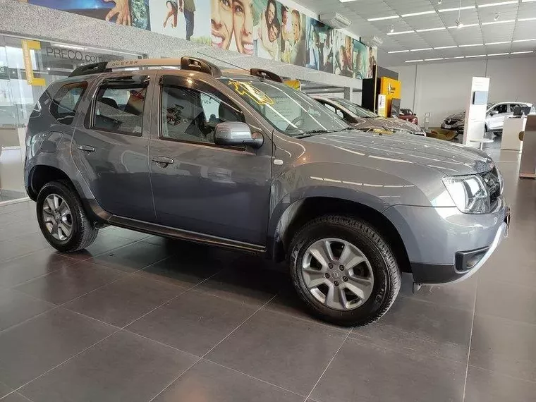 Renault Duster Cinza 6