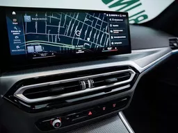 BMW 320i