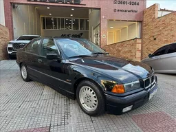 BMW 325i