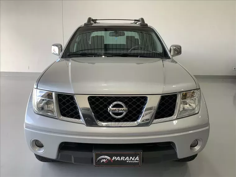 Nissan Frontier Prata 7