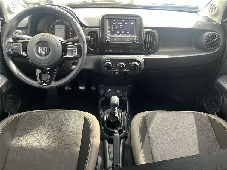 Fiat Mobi Cinza 5