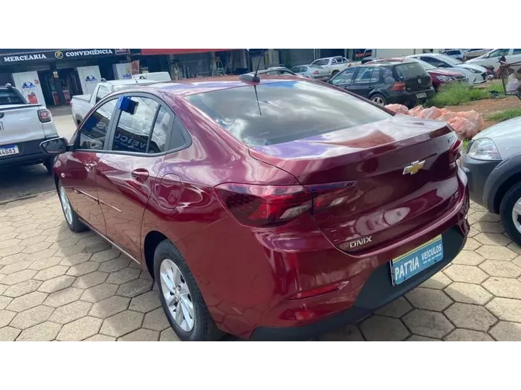 Chevrolet Onix Vermelho 6