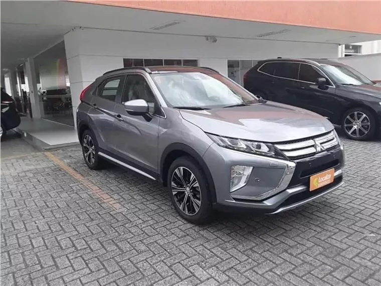 Mitsubishi Eclipse Cross Cinza 4