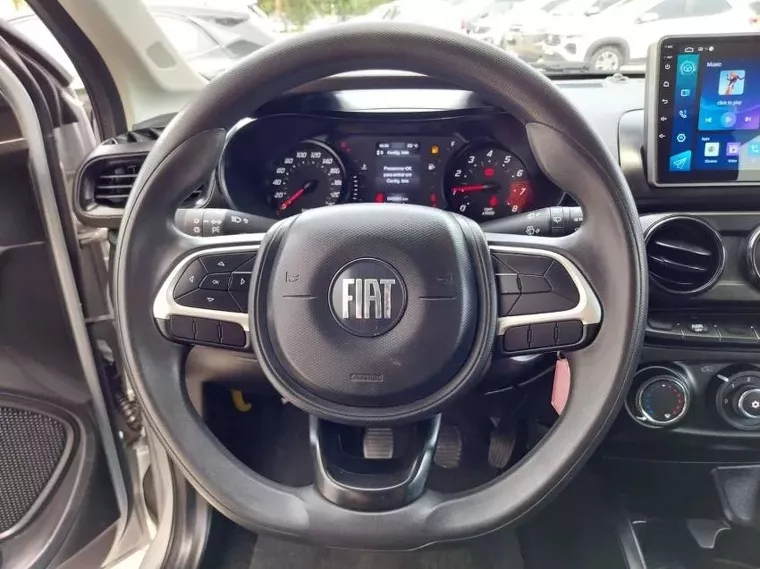 Fiat Argo Prata 16