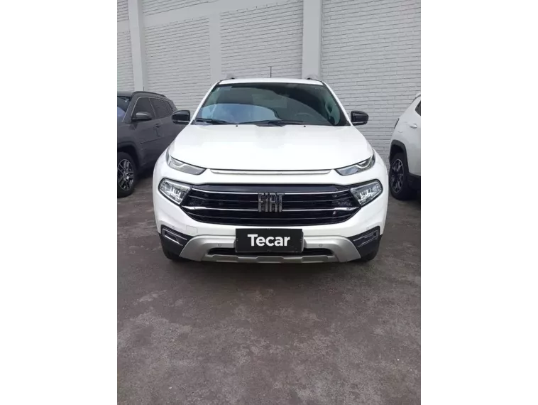 Fiat Toro Branco 9