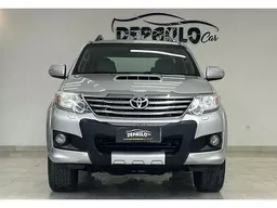 Toyota Hilux SW4