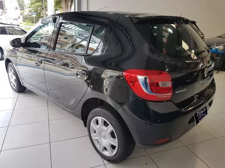 Renault Sandero Preto 3