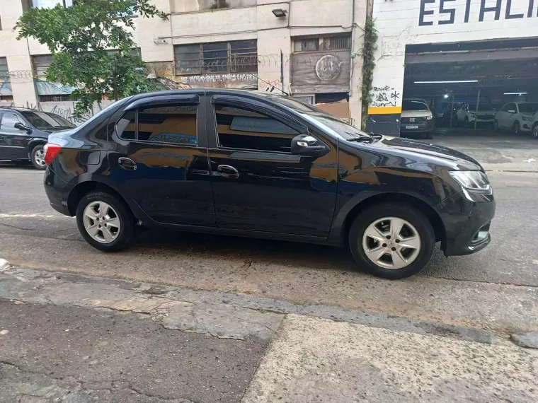 Renault Logan Preto 12